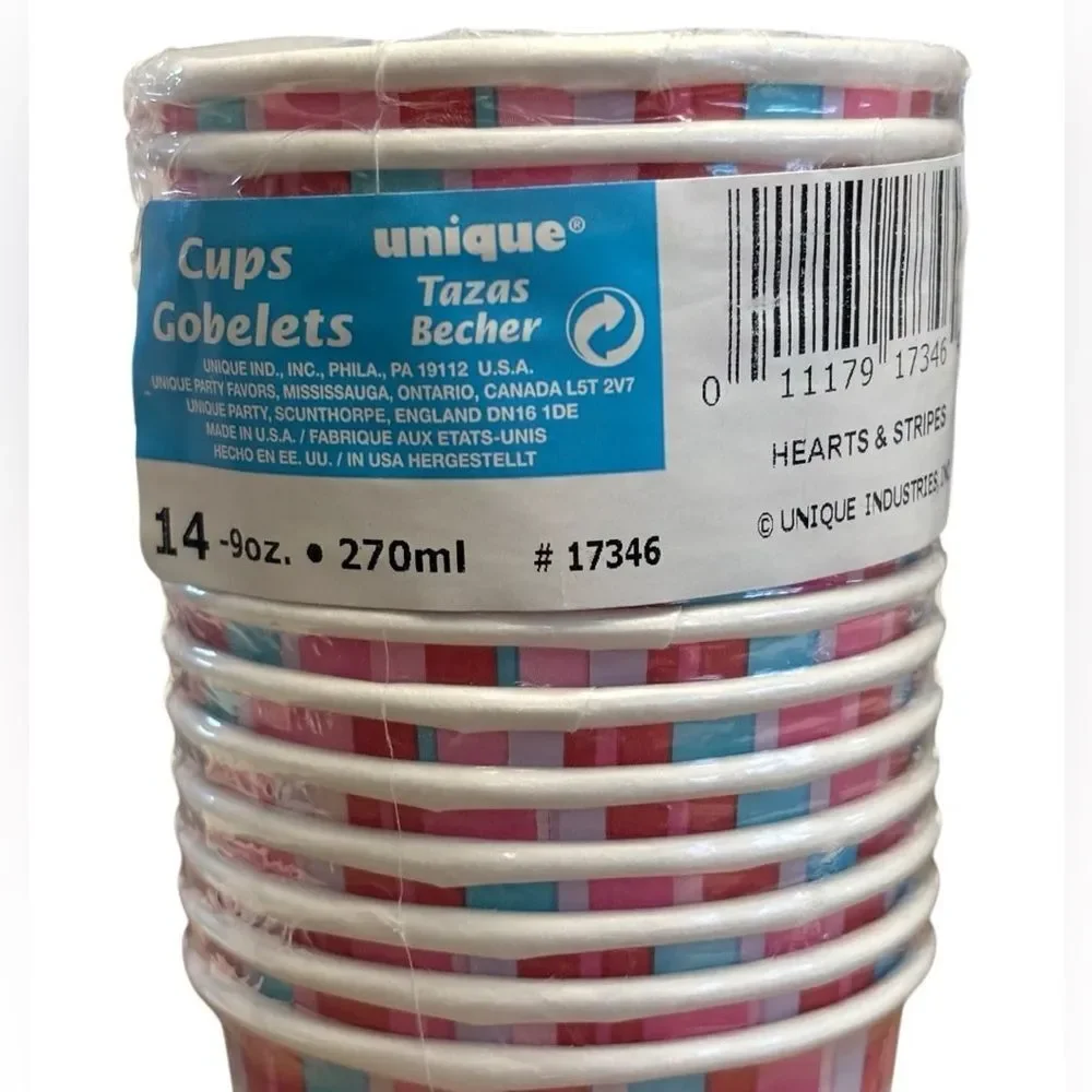 Vintage pkg. of NEW Valentine Hearts & Stripes Hot/Cold 9oz. pack of 14 cups